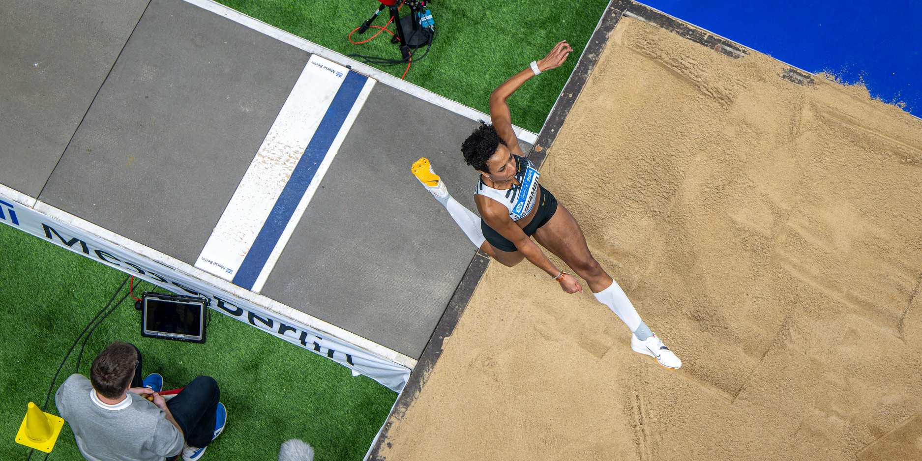 Weltpremiere: Malaika Mihambo & Co. heben beim ISTAF INDOOR erstmals aus Take-Off-Zone ab